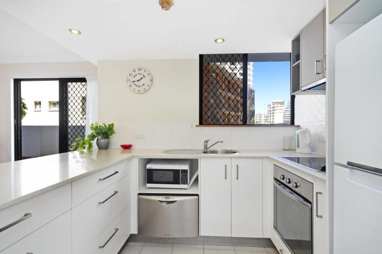 Bayview Apartments Rainbow Bay Coolangatta Exterior photo