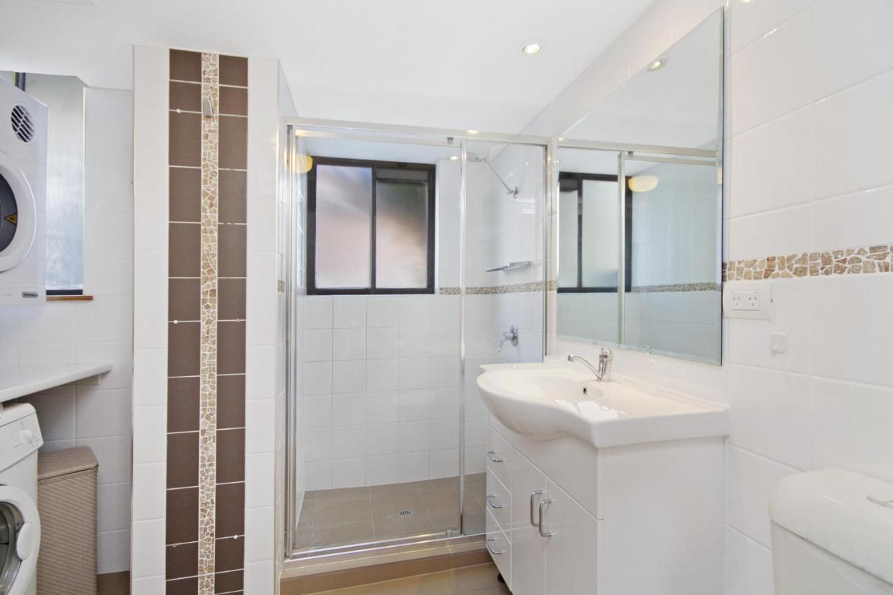 Bayview Apartments Rainbow Bay Coolangatta Exterior photo