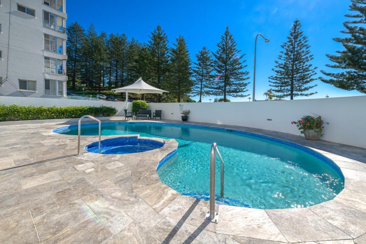 Bayview Apartments Rainbow Bay Coolangatta Exterior photo